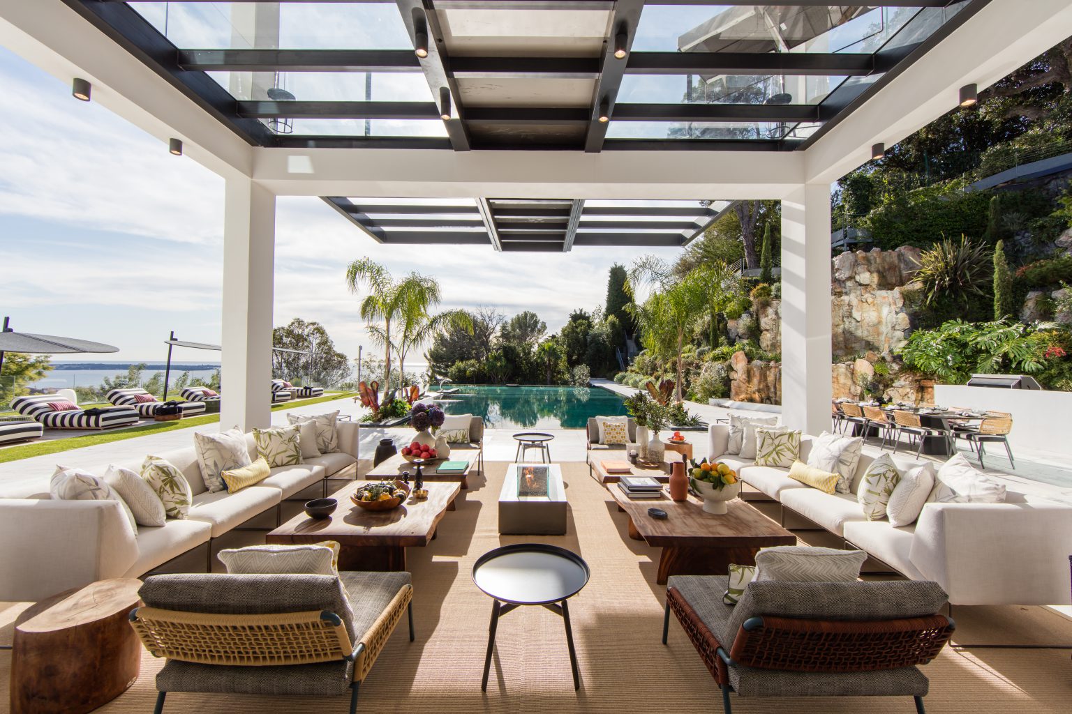 2-luxe vue mer piscine